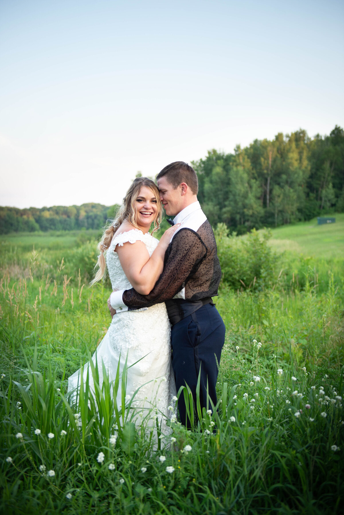 Romantic Blue Wedding | Minnesota Wedding Photographer