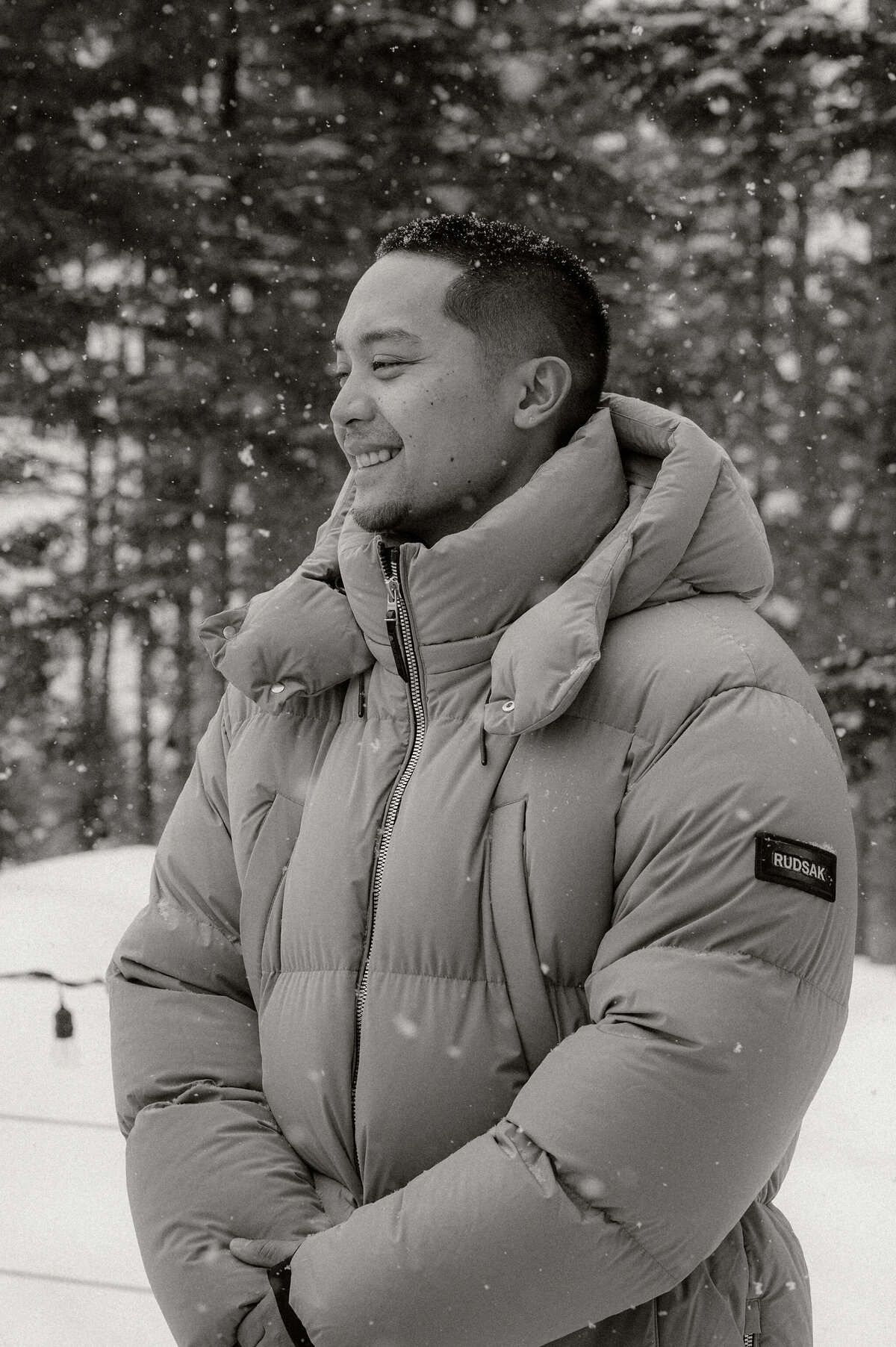 S-R_Winter-Elopement-Quebec-36