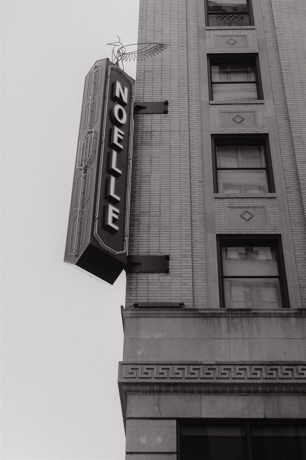 01.jenny-fu-noelle-nashville-urban-aisan-american-wedding-modern-vintage-events