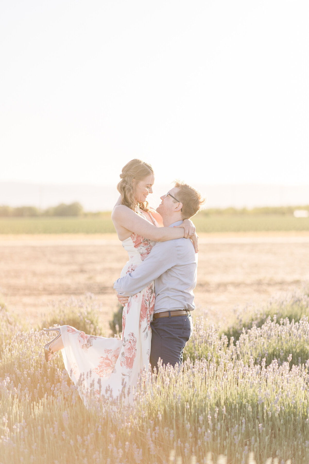 araceli-lavender-farm-engagement-sacramento-wedding-photographers-010