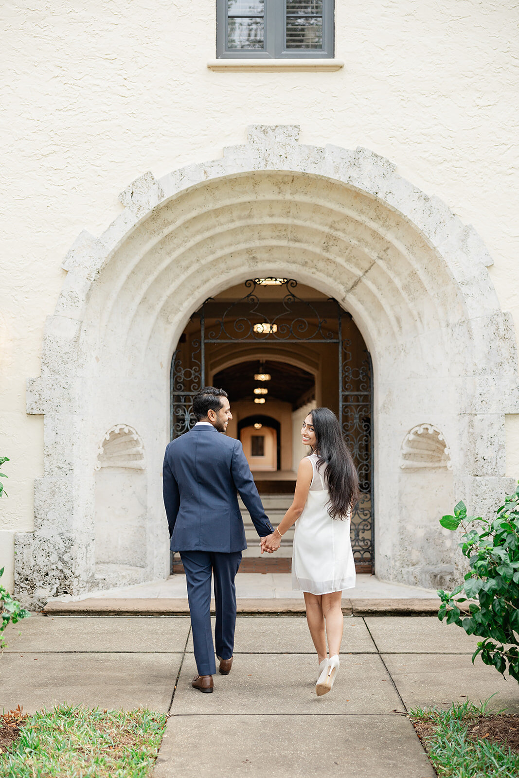 Hannibal Square Orlando Engagement By Light And Airy Photographer 0083