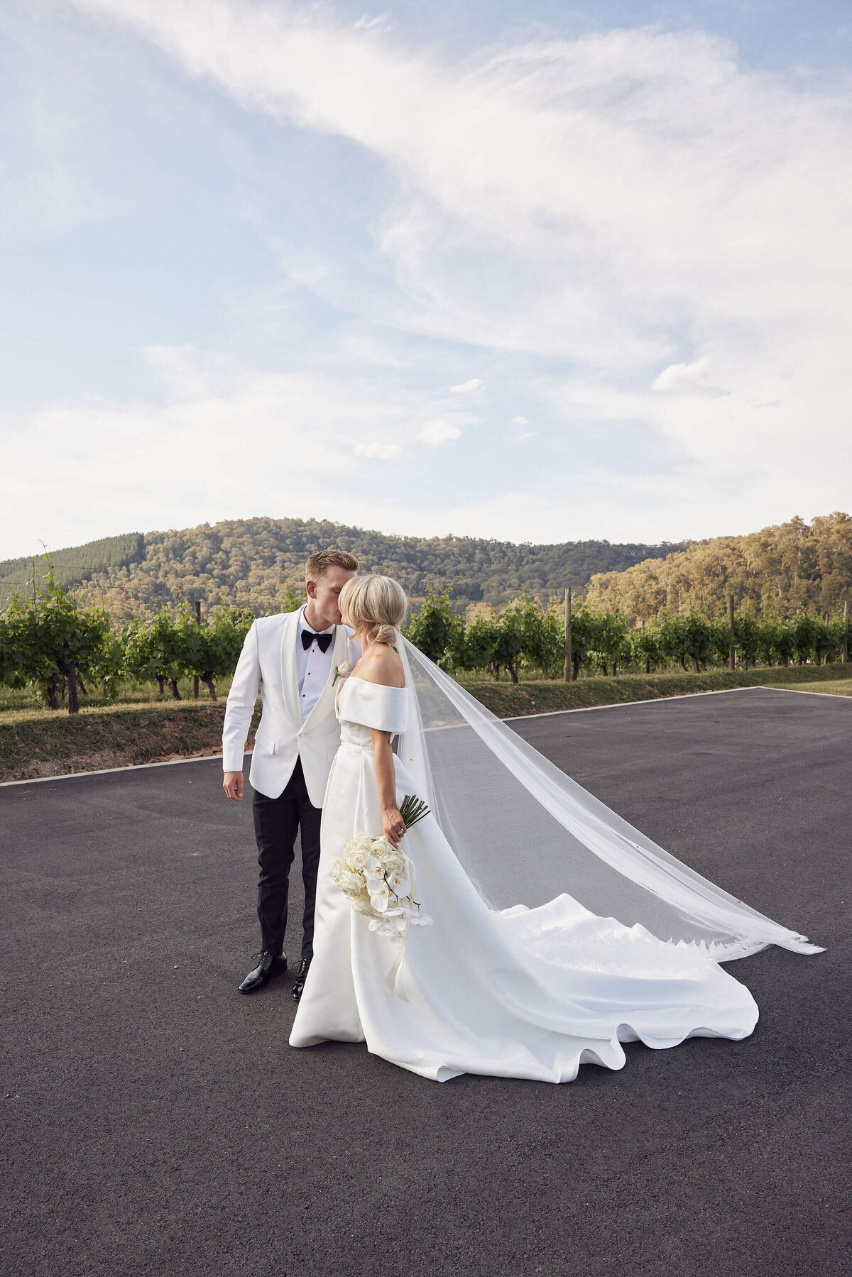 HR_EandG_Feathertop_LostinLovePhotography_wedding_39