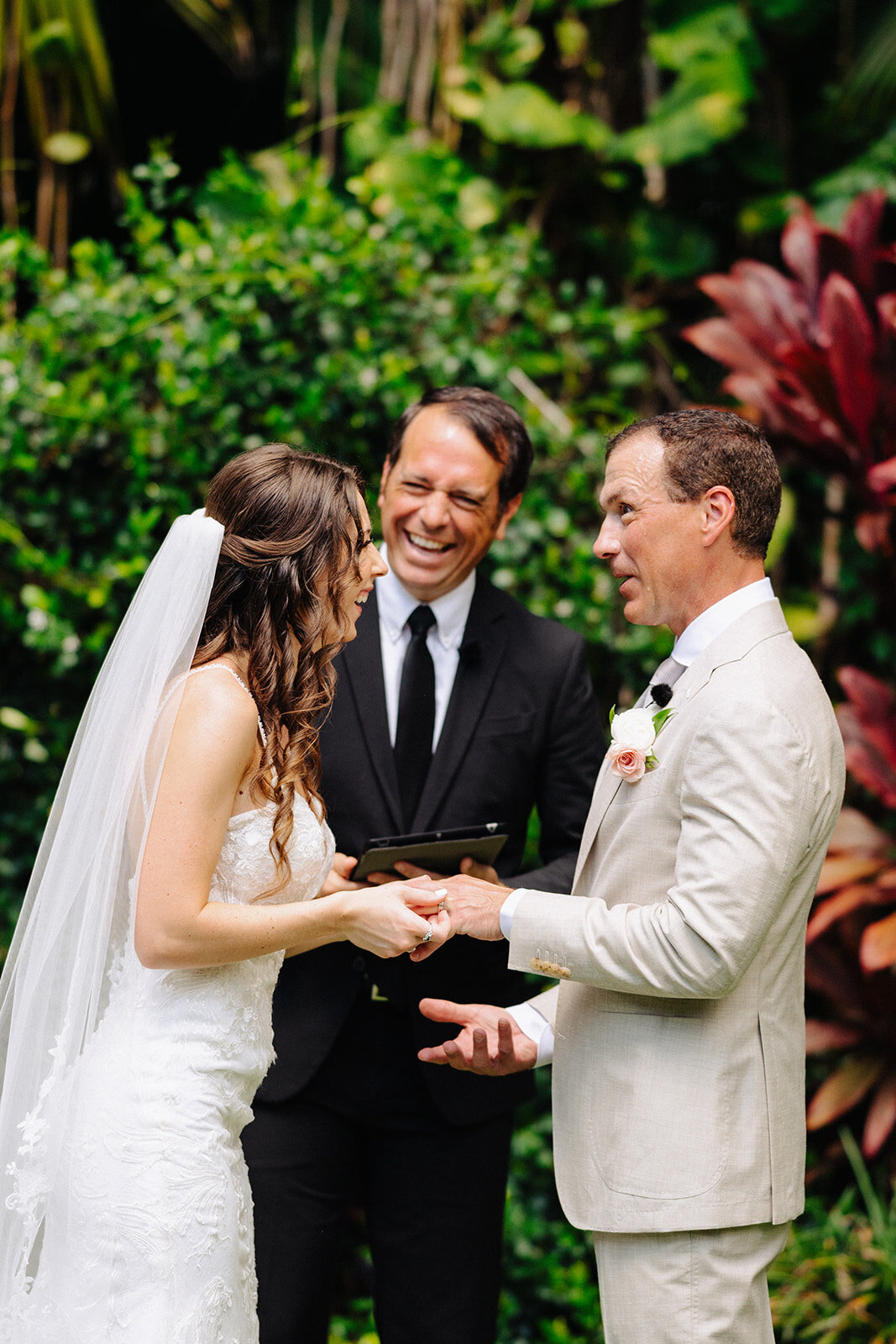 mcneile-photo-sunken-gardens-florida-elopement-chantilly-chic-celebrations-7