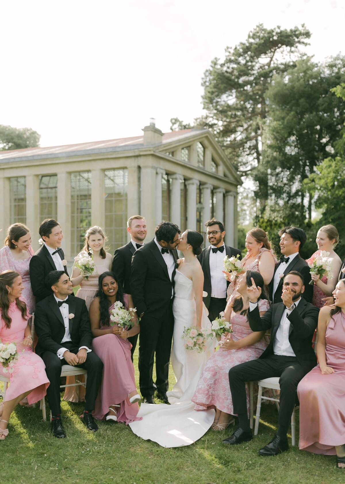 Anna-Vish-Wedding-Kew-Gardens-Chloe-Lowe-Photography-333