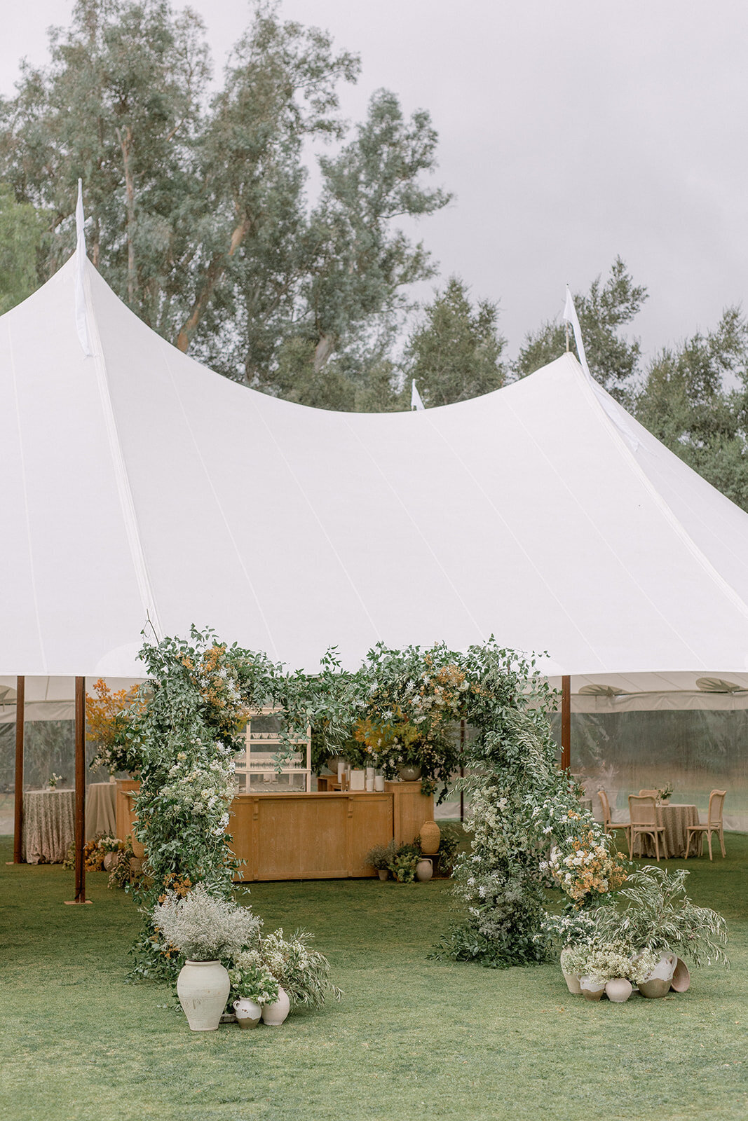 tented-wedding-detailed-touch-events-wedding-planner19