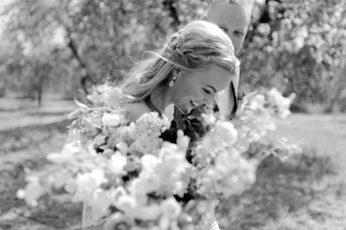 031_Tuscany_Destination_Wedding_Photographer-53_A tuscany wedding in the Chianti hills captured by Flora and Grace Wedding Photography. 