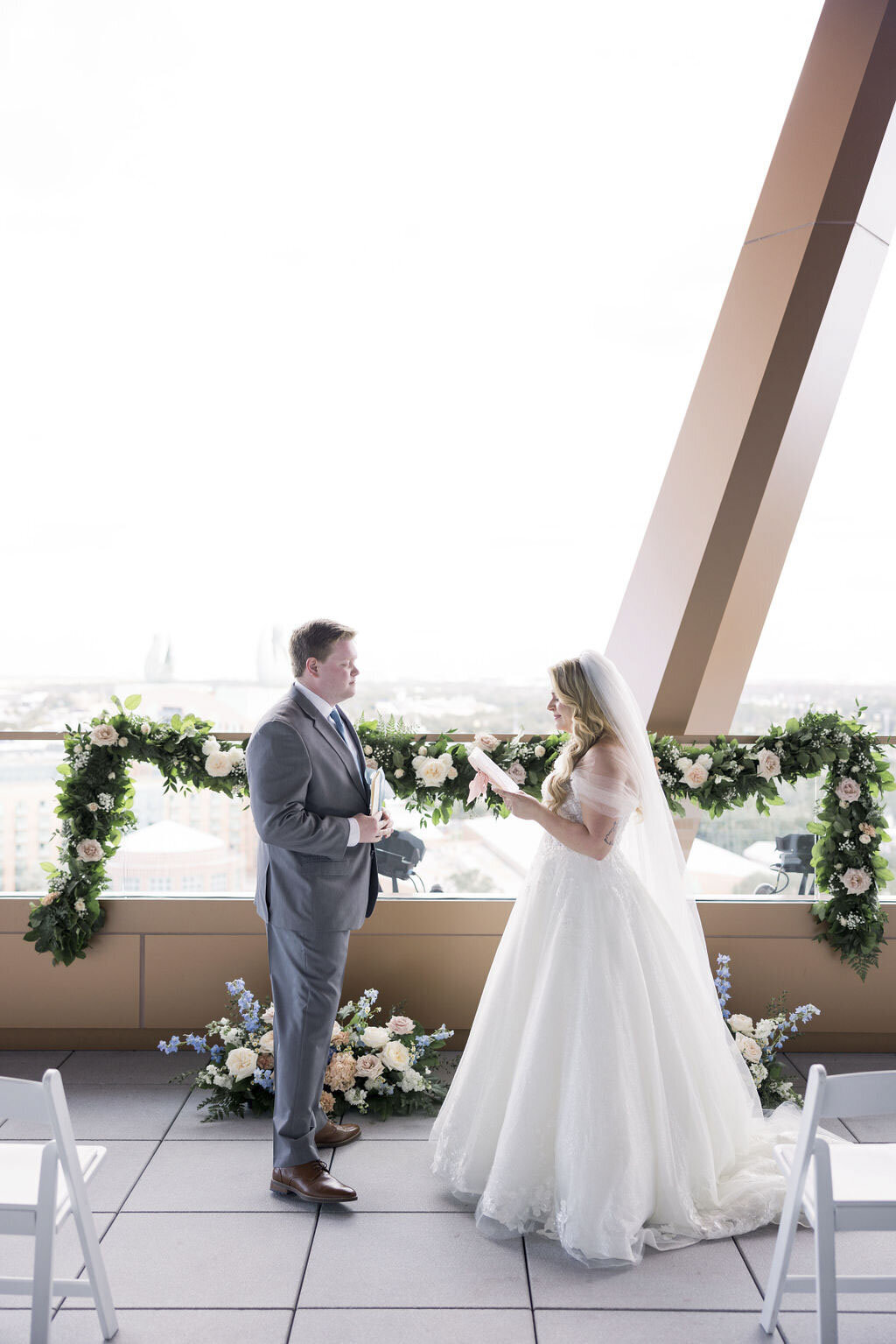 017 - Aly&Dominic-HundredsofMoments-Portraits-240127-72-72-2
