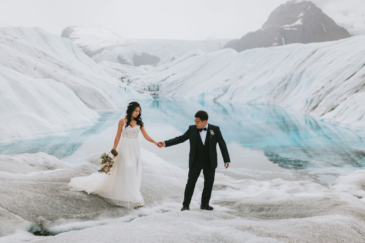 alaska-helicopter-elopement-donna-marie-photography6
