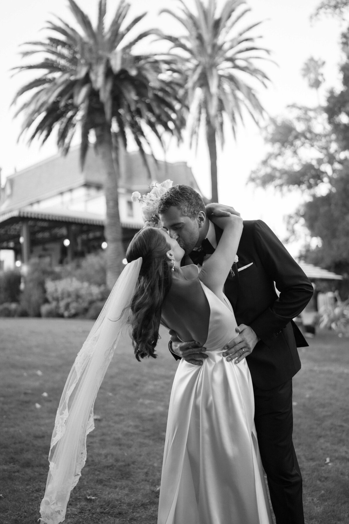 1WILLOWAND-BEN-WEDDING-PHOTOGRAPHER-NAPA-108