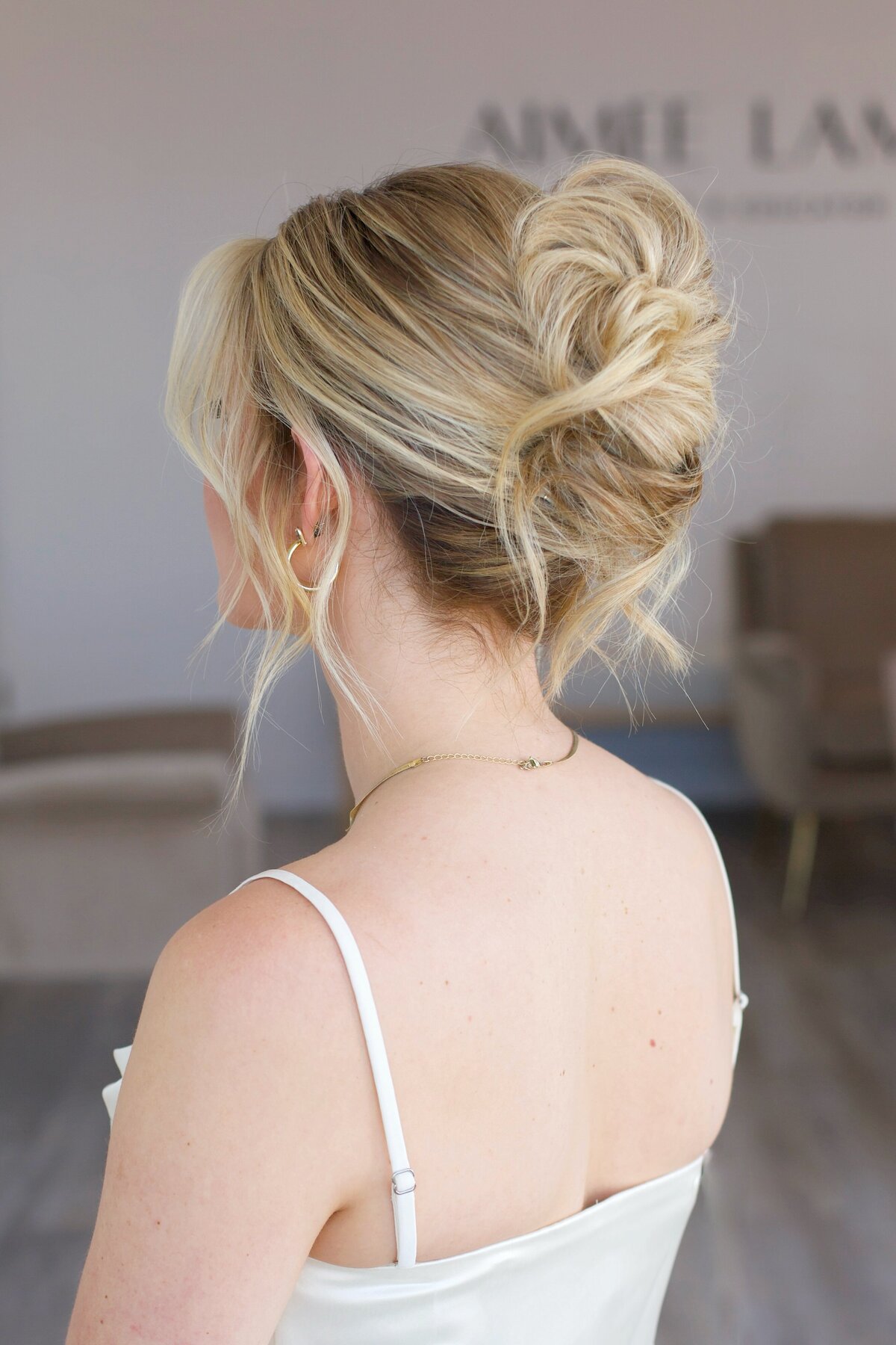 Home-Oval Frame-Hairstyling for Bride and ladies.jpg