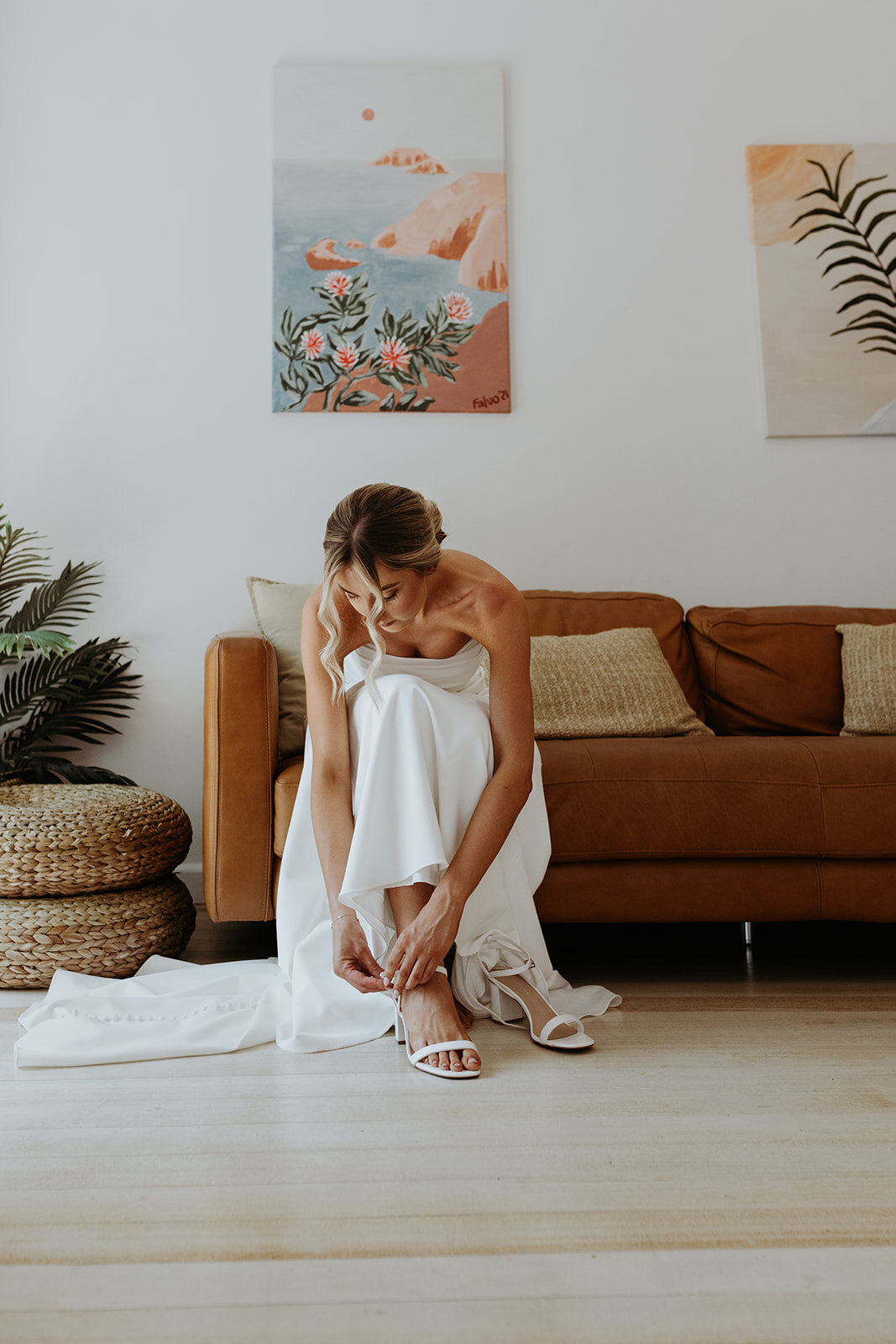 Sneak peek (27 of 195)