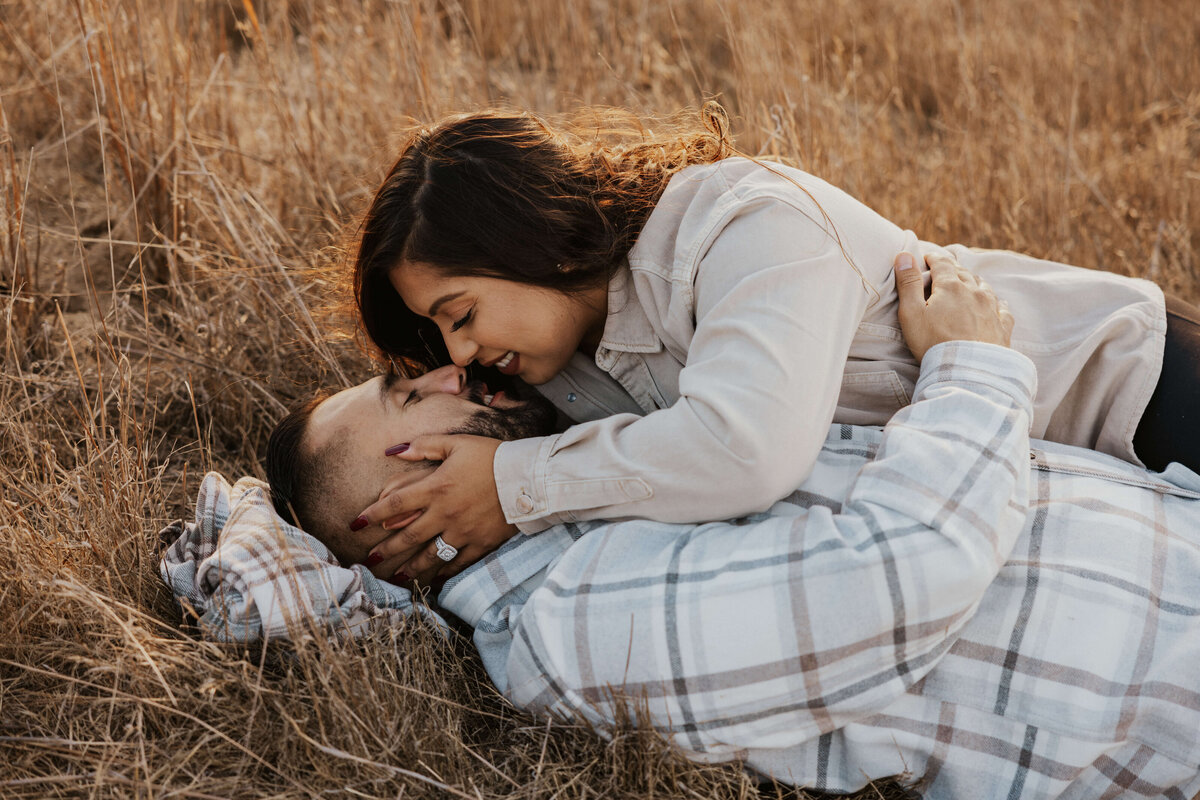 intimate-emotion-connection-couple-enegagement-socal-photographer