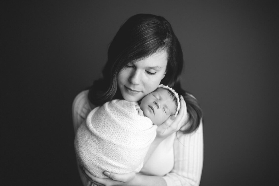 Michigan-Newborn-Photographer-Taylor-120