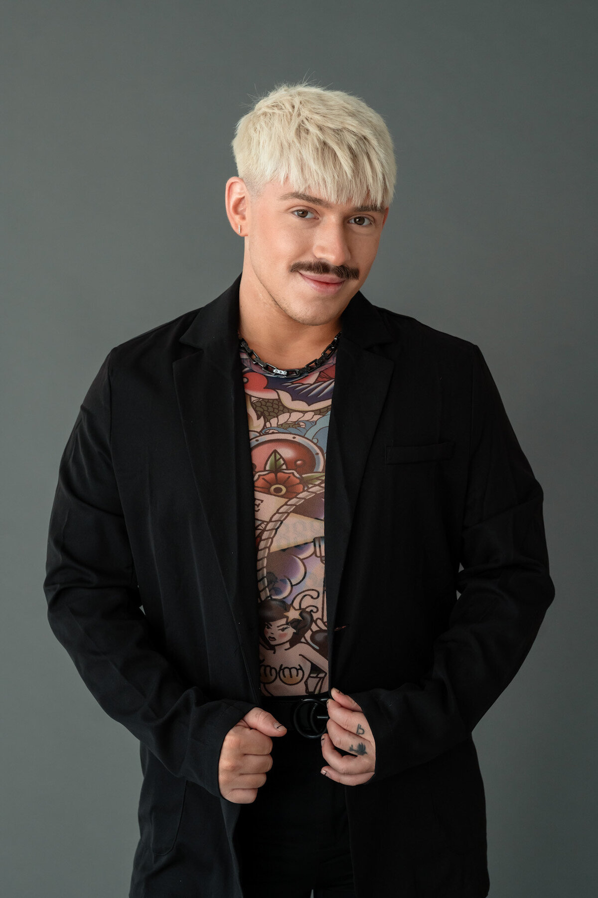 handtiedbyhim-branding-session-flatlay-signs-and-tools-jacksonville