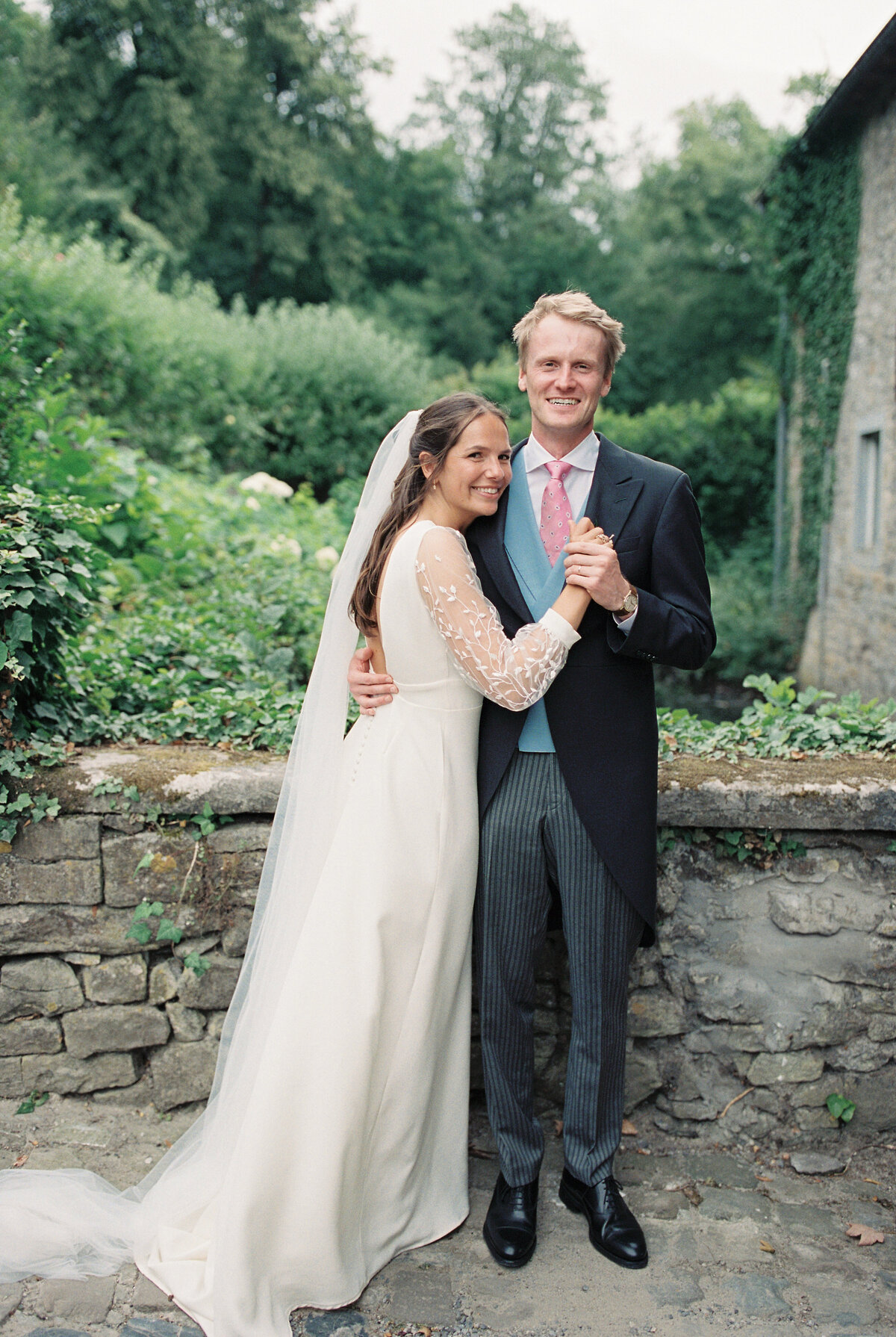 177-Olivia_Poncelet-Film-Photographer-Mariage-Chateau-de-la-Rocq-RH-WEB-72