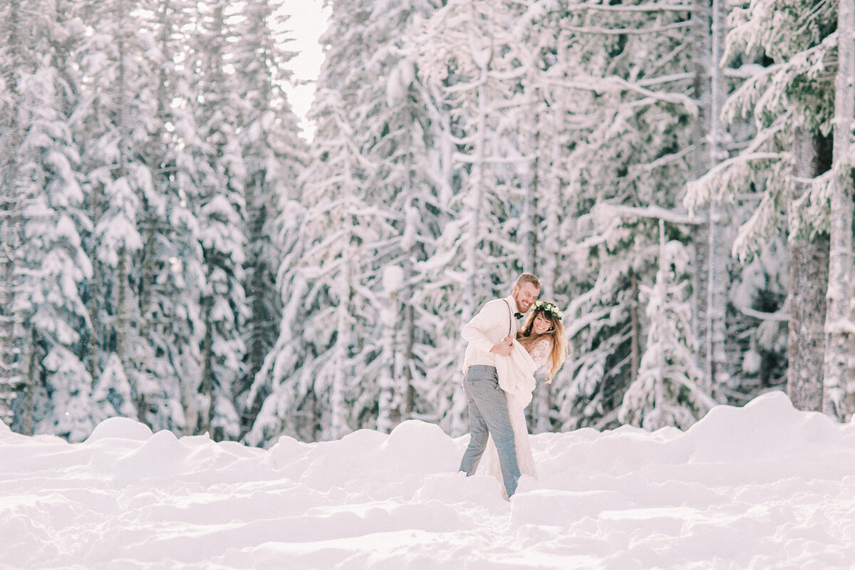 Winter Mount Hood Wedding, Rachel Howerton Photography (71)
