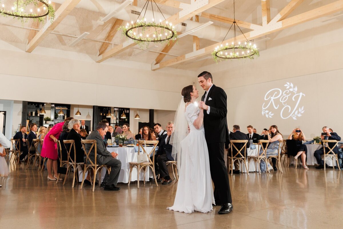 25-ivy-house-grand-rapids-reception