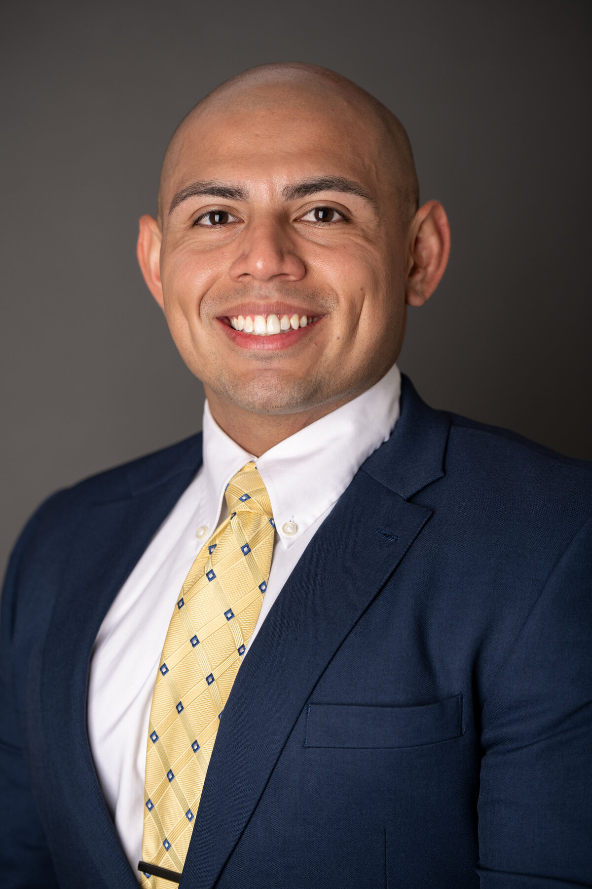 Elevate your professional brand with a high-quality headshot from Nicole Mele Photography | The Studio in North Haven, CT. Perfect for LinkedIn, corporate websites, and marketing materials, our sessions capture confidence and professionalism. Book your headshot session today!