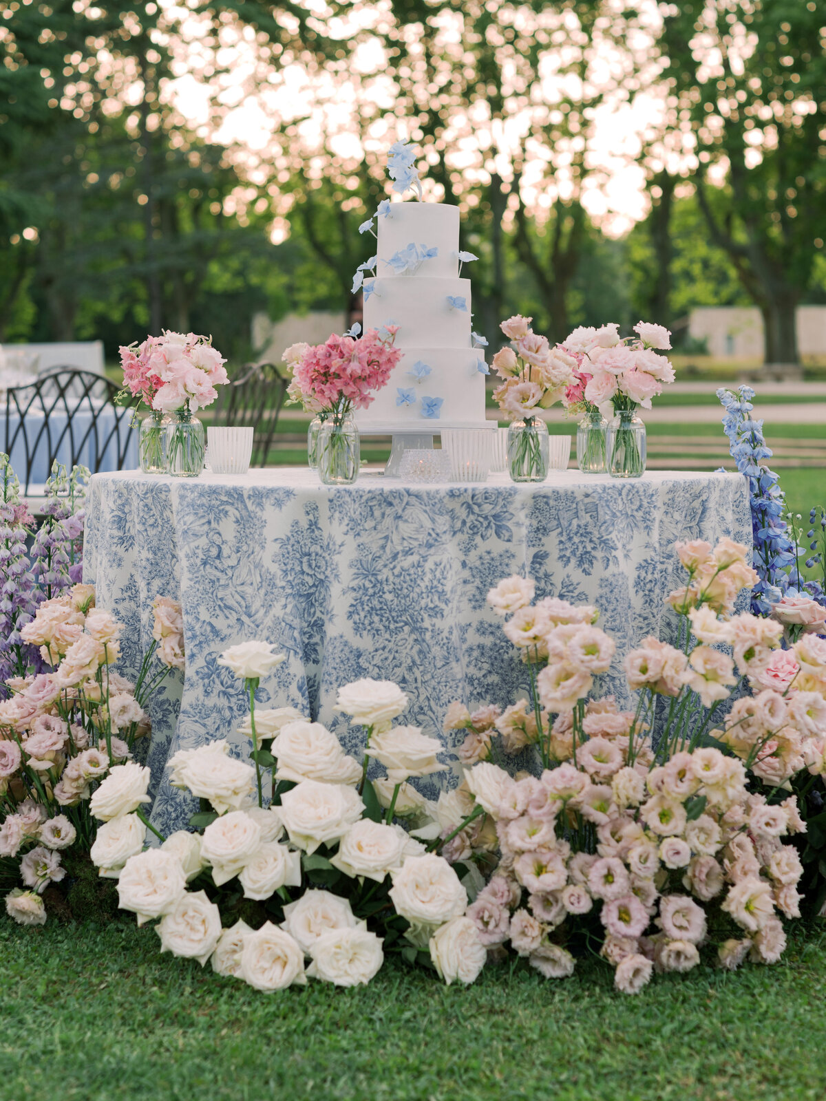 Jennifer Fox Weddings American wedding planning & design agency in Provence, crafting luxury weddings at Château de Fonscolombe sophieeptonphotographyjordynrichardwedpreview-122