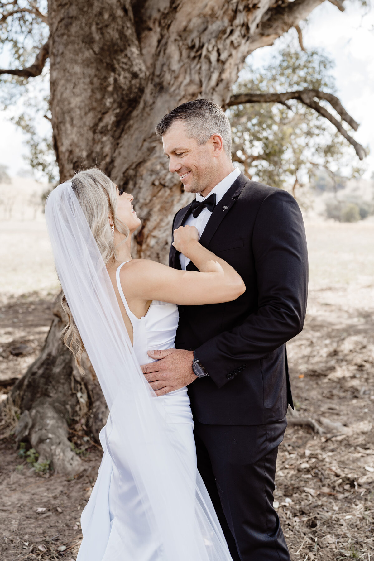 Rebecca and Kiel - First Look - JessicaCarrollPhotographer-18