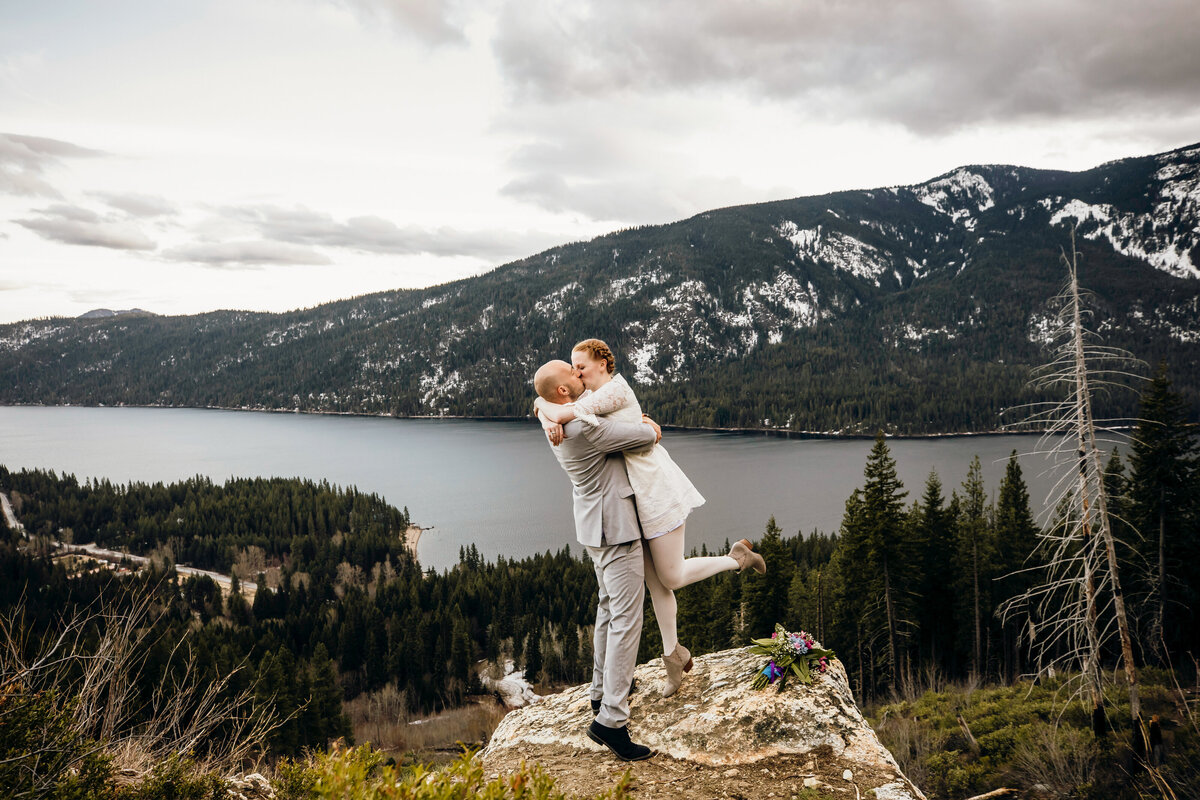 Seattle-adventure-elopement-photographer-James-Thomas-Long-Photography-032