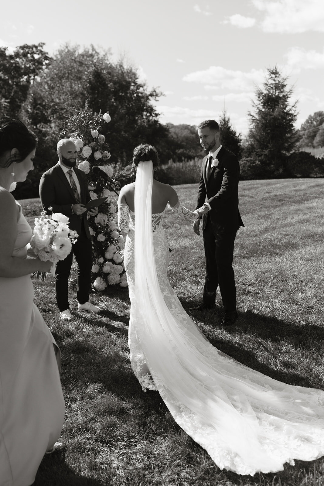 mustard seed gardens indy indianapolis noblesville indiana wedding photographer bellagio florals something blue stylists-38