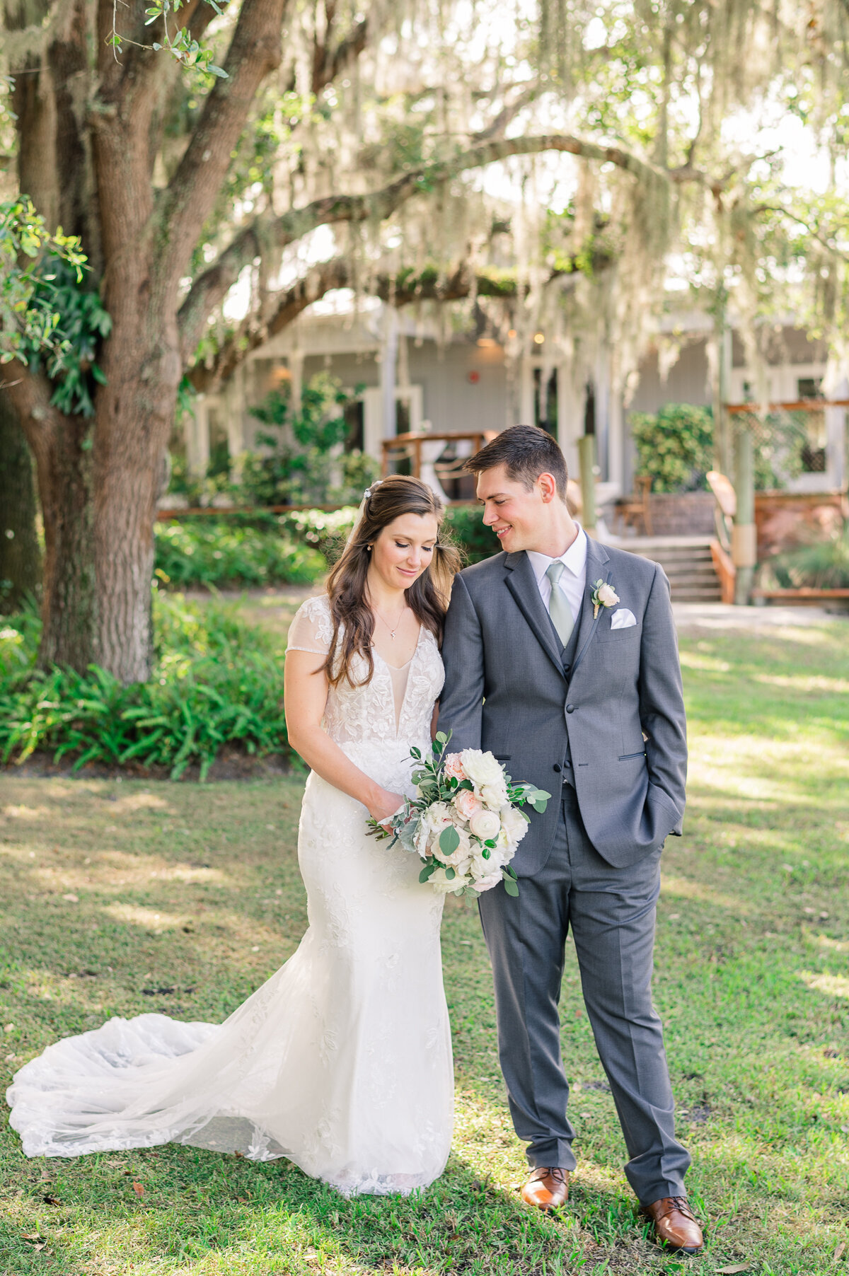 Caroline & Phillip Up the Creek Farms Wedding Portrait | Lisa Marshall Photography