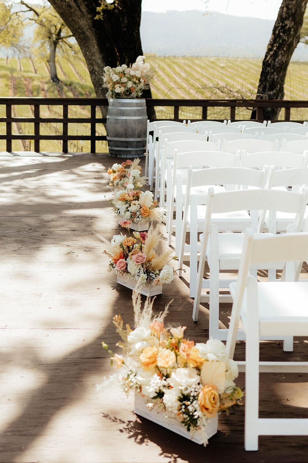 ground-florals-boho-ceremony