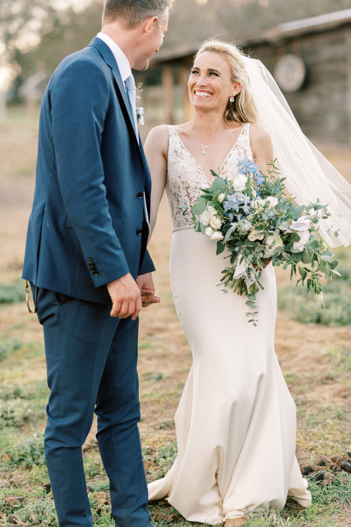 luck ranch-luck-ranch-spicewood-texas-willie-nelson-wedding-tonya-volk-photography-154