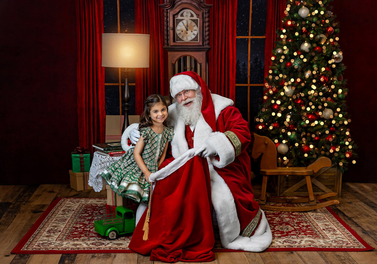 Christmas-photos-with-santa-akron-ohio