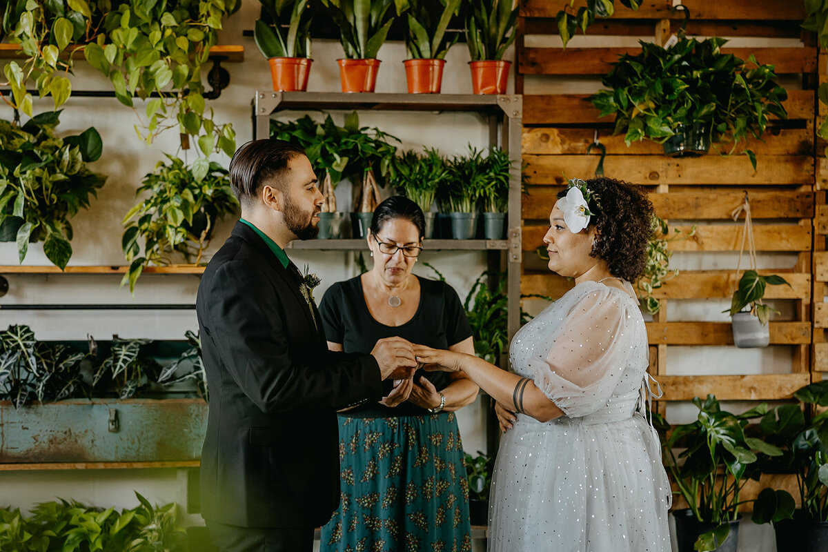 rad-red-creative-wild-roots-unique-elopement-chantilly-chic-celebrations-1