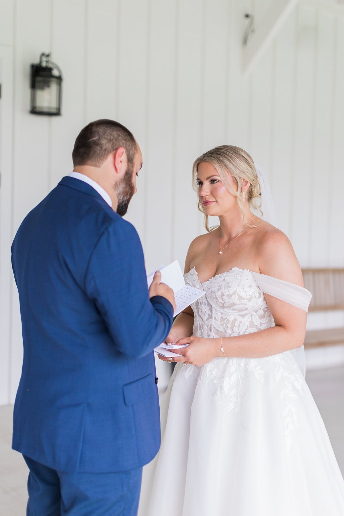 DanielleandAaronTheFarmhouseKristinNicholePhotography27
