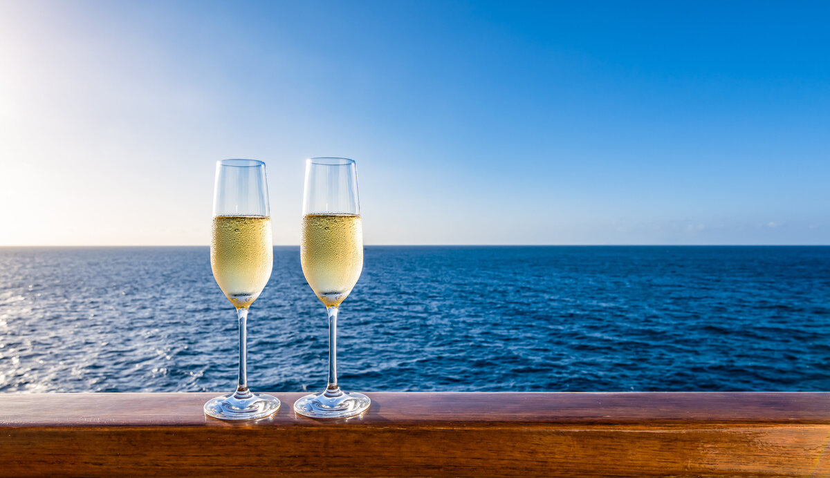 CruiseChampagne_271191041