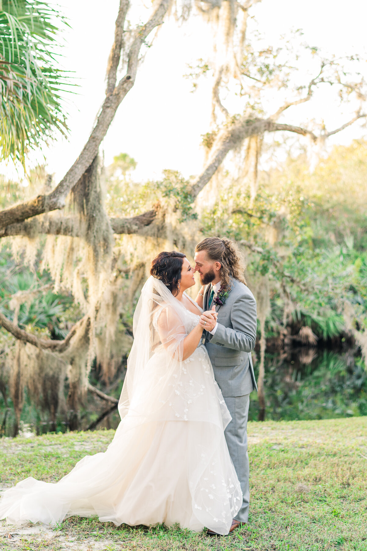 Emily & Ryan Up the Creek Wedding Couple Portrait | Lisa Marshall Photography