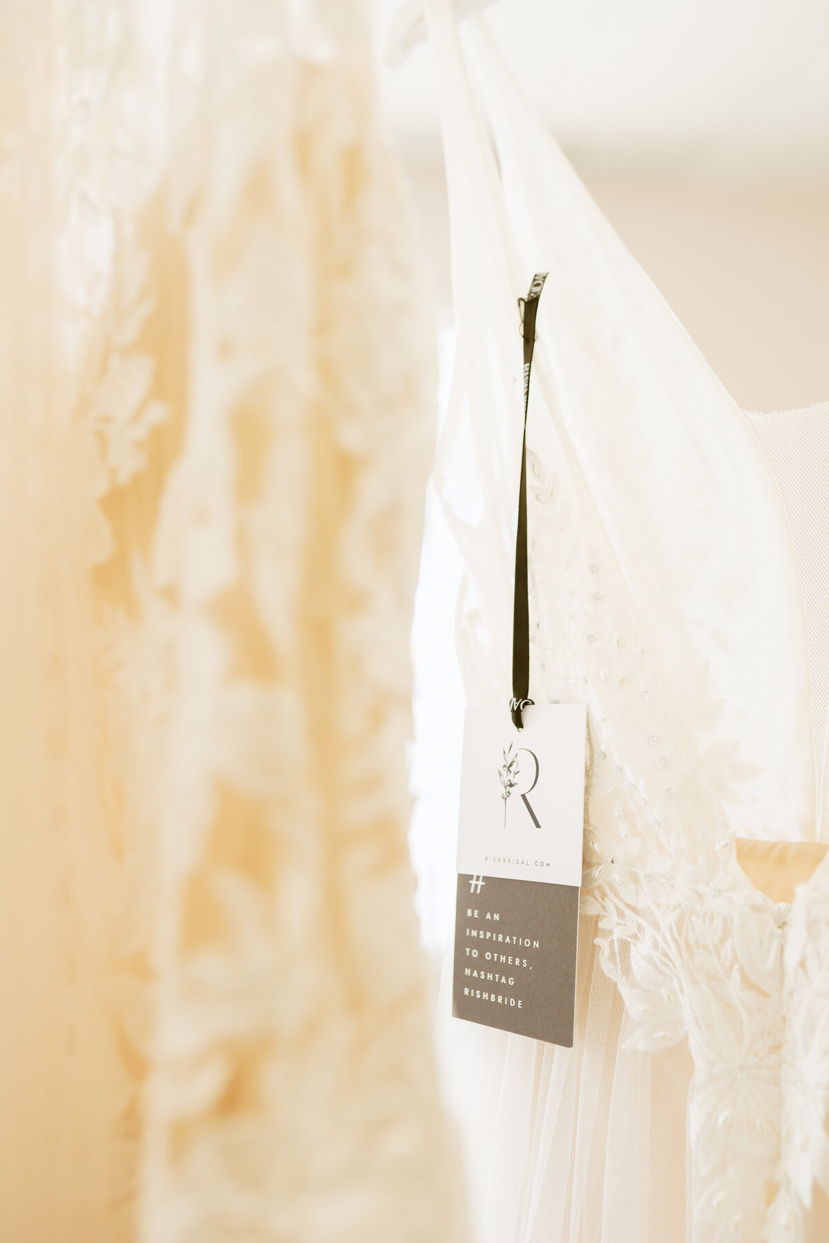 KC_BRIDAL_OAKDALE_CALIFORNIA_BRIDAL_BOUTIQUE_WILD_HONEY_PHOTO-11