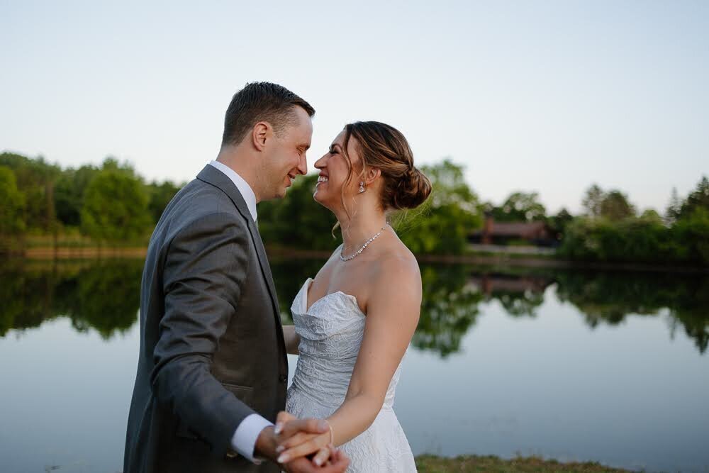 Nichole-Babiez-Photography-wedding-photographer-lincolnshire-marriott-forest-preserve-modern-elegant-whimsical-luxury-editorial-destination-53