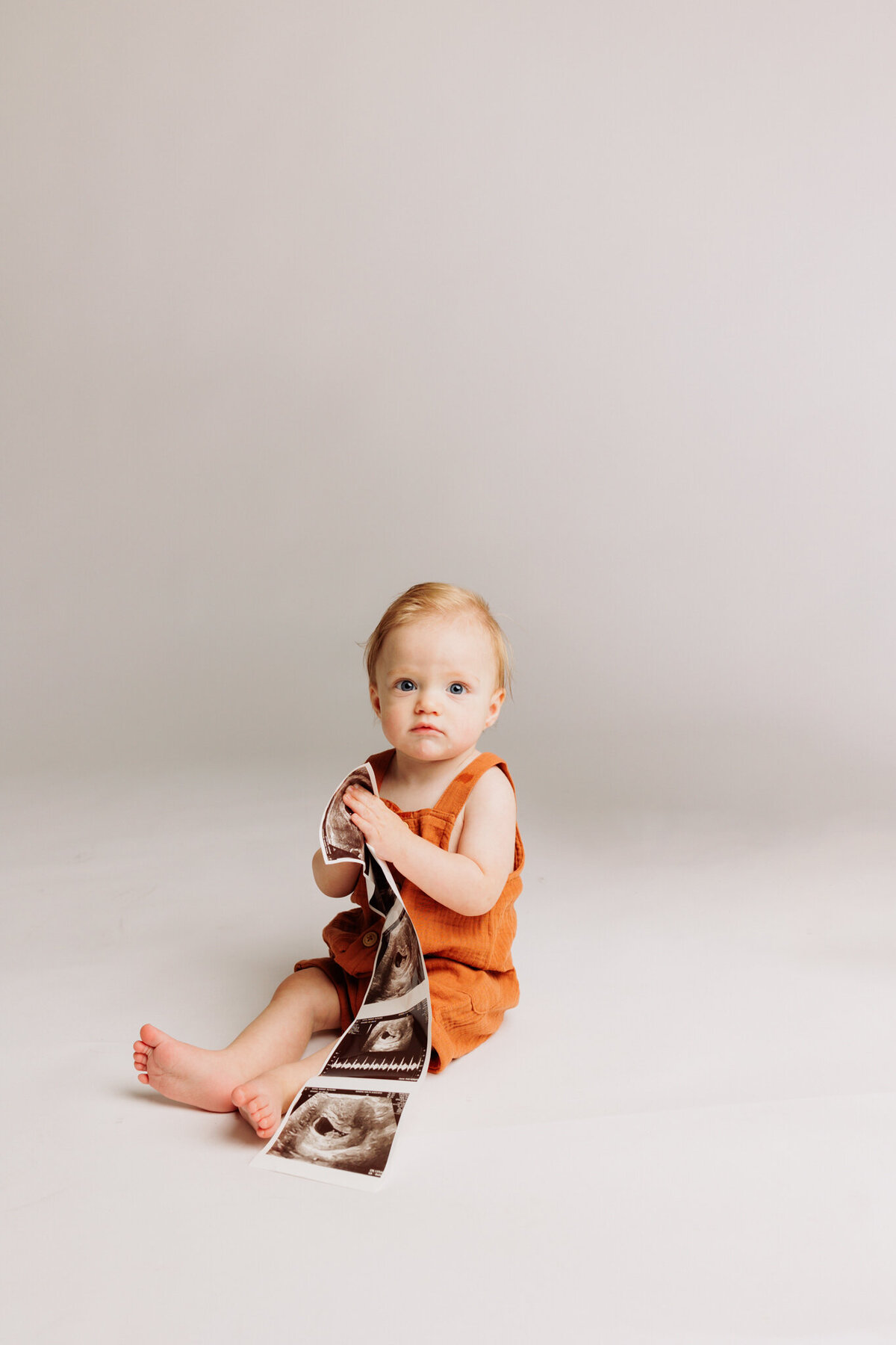 Bentonville AR child photographer, NW Arkansas kids portraits, childrens photographer near me Farmington Arkansas