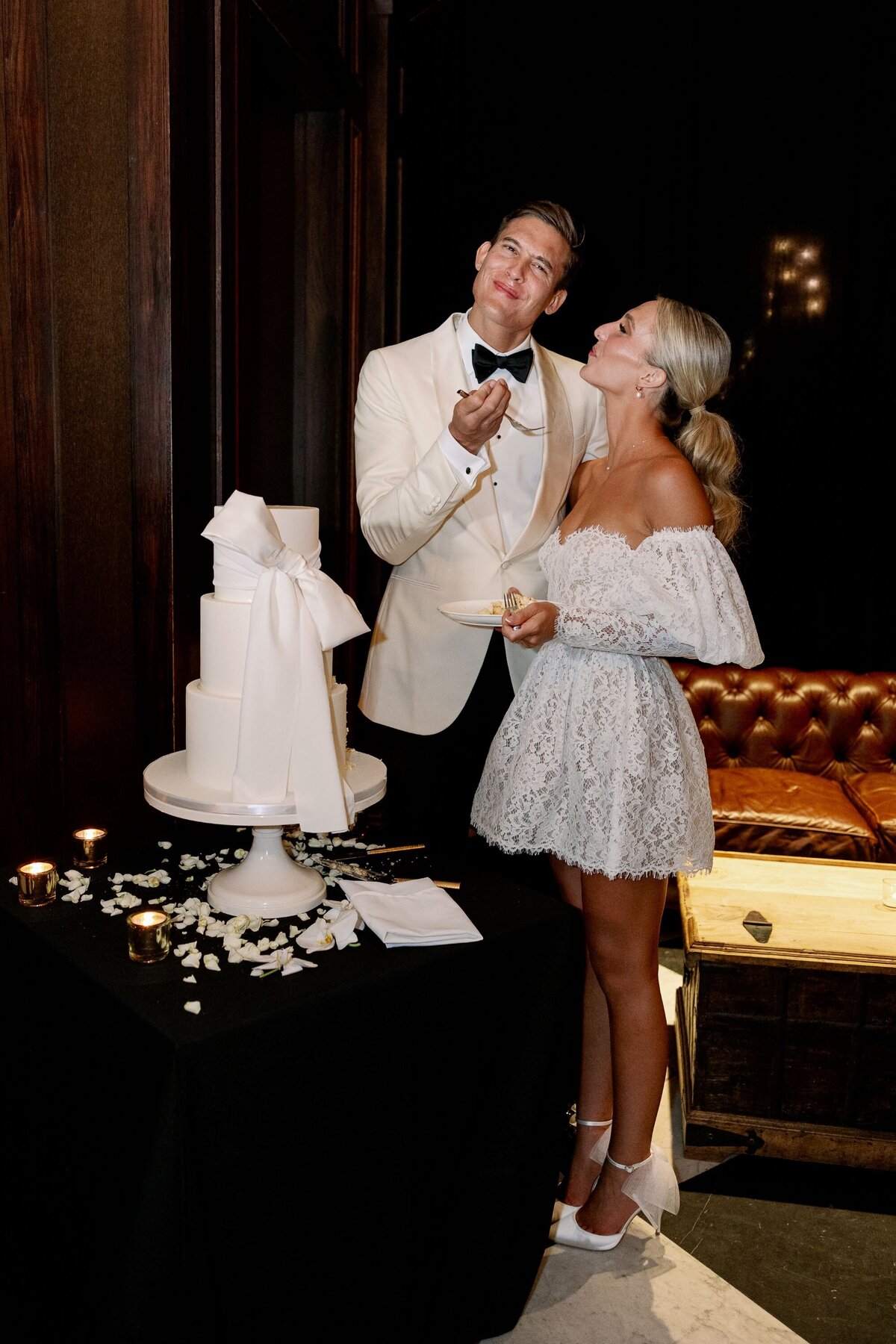 brittany-pannebaker-tampa-florida-destination-wedding-photographer-wedding-chandler-and-cole-tampa-harborside-chapel-707