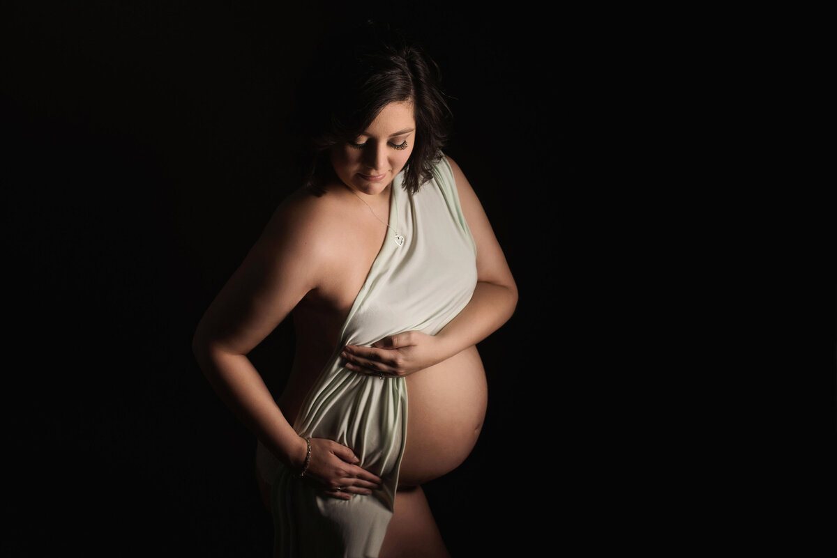 Studio Maternity Edit 06