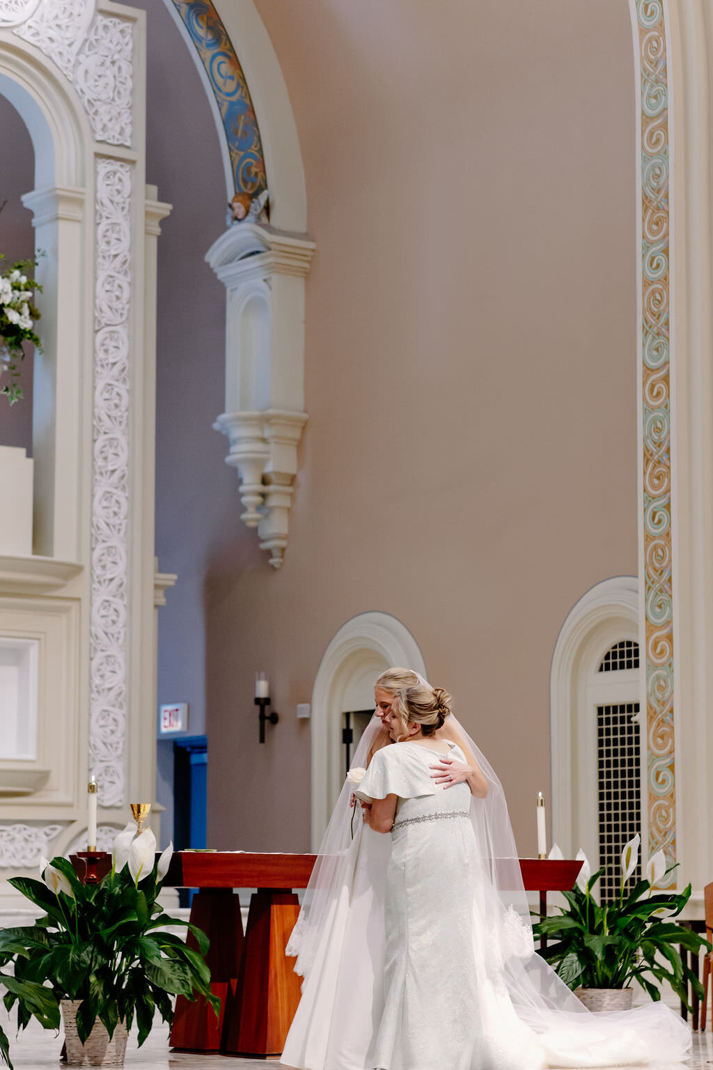A wedding at Old St. Patrick's Catholic Church and The University Club of Chicago in Chicago, Illinois - 54