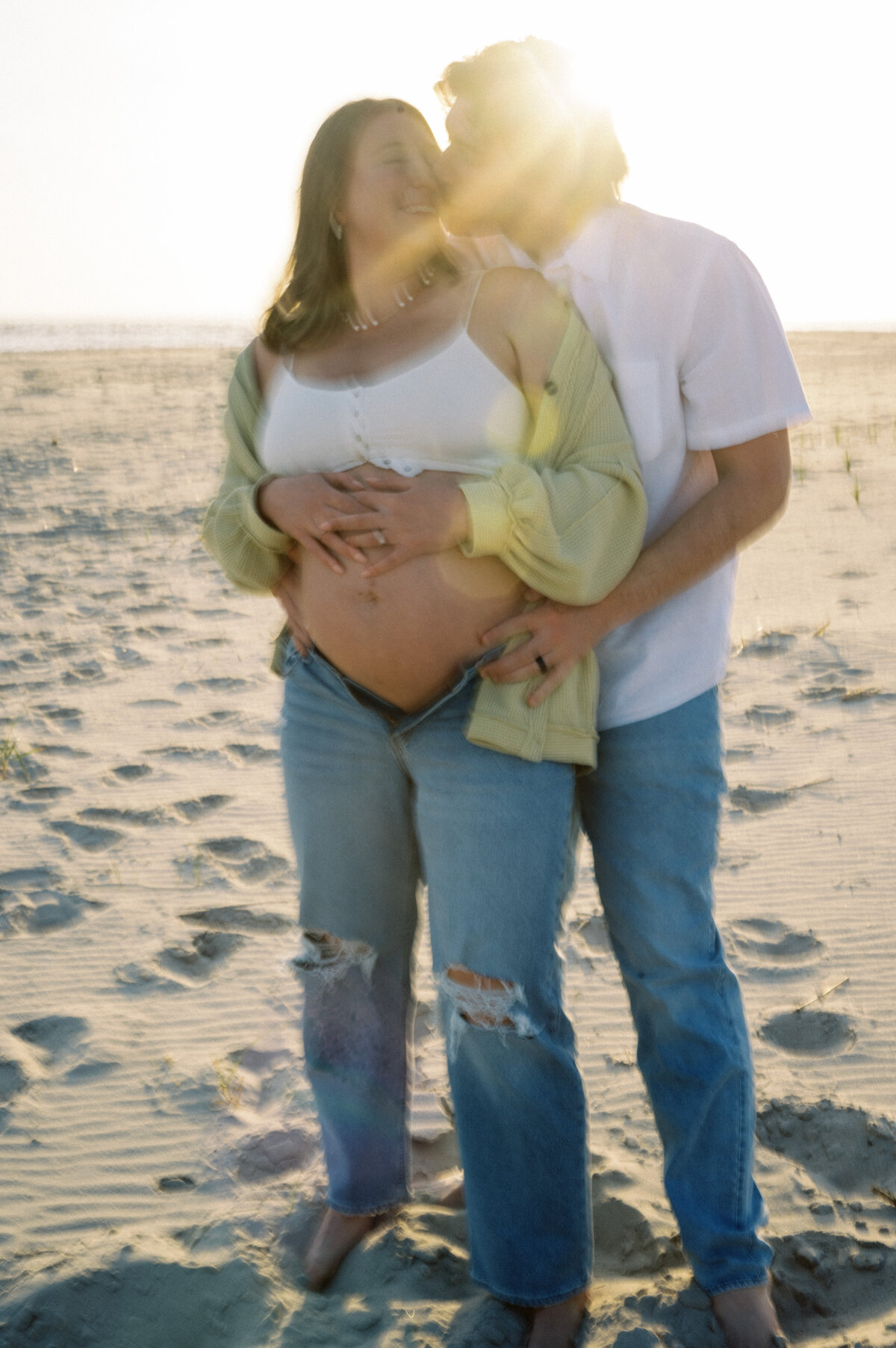 CapeMayLighthouse_BeachMaternitySession_TaylorNicollePhoto-22