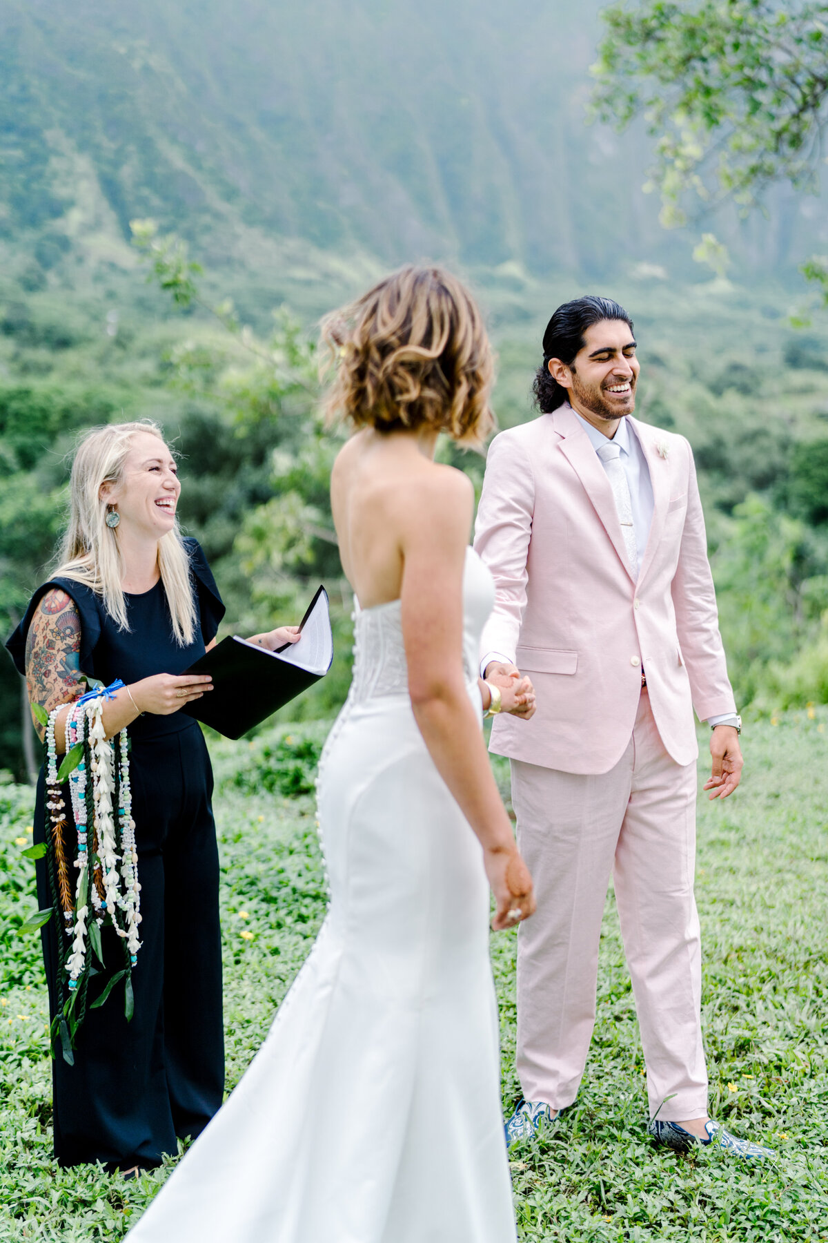 hoomaluhia-botanical-gardens-elopement