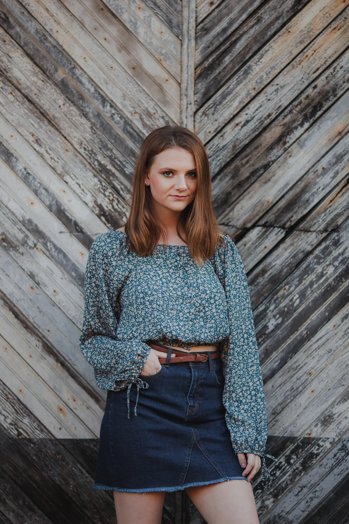 12maryland-urban-street-highschool-senior-girl-fall