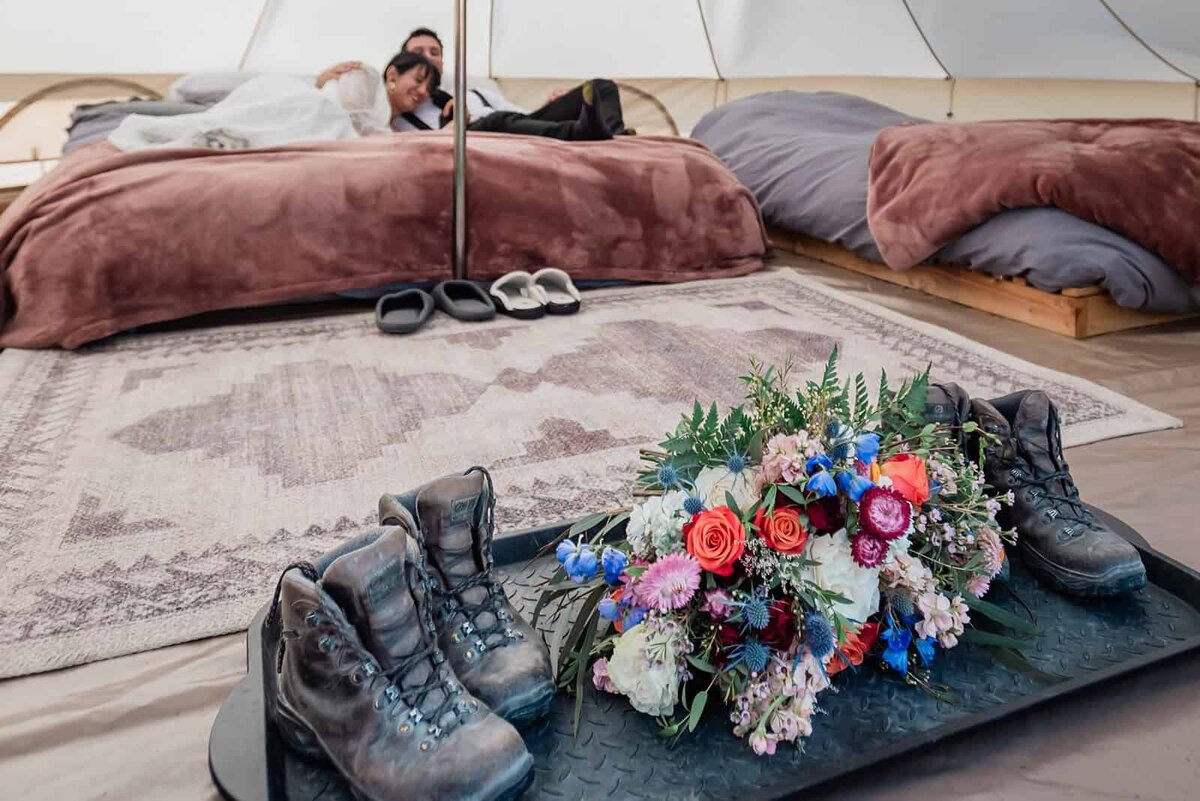 overnight-wedding-on-alaska-glacier-Soul-and-Sky-Weddings