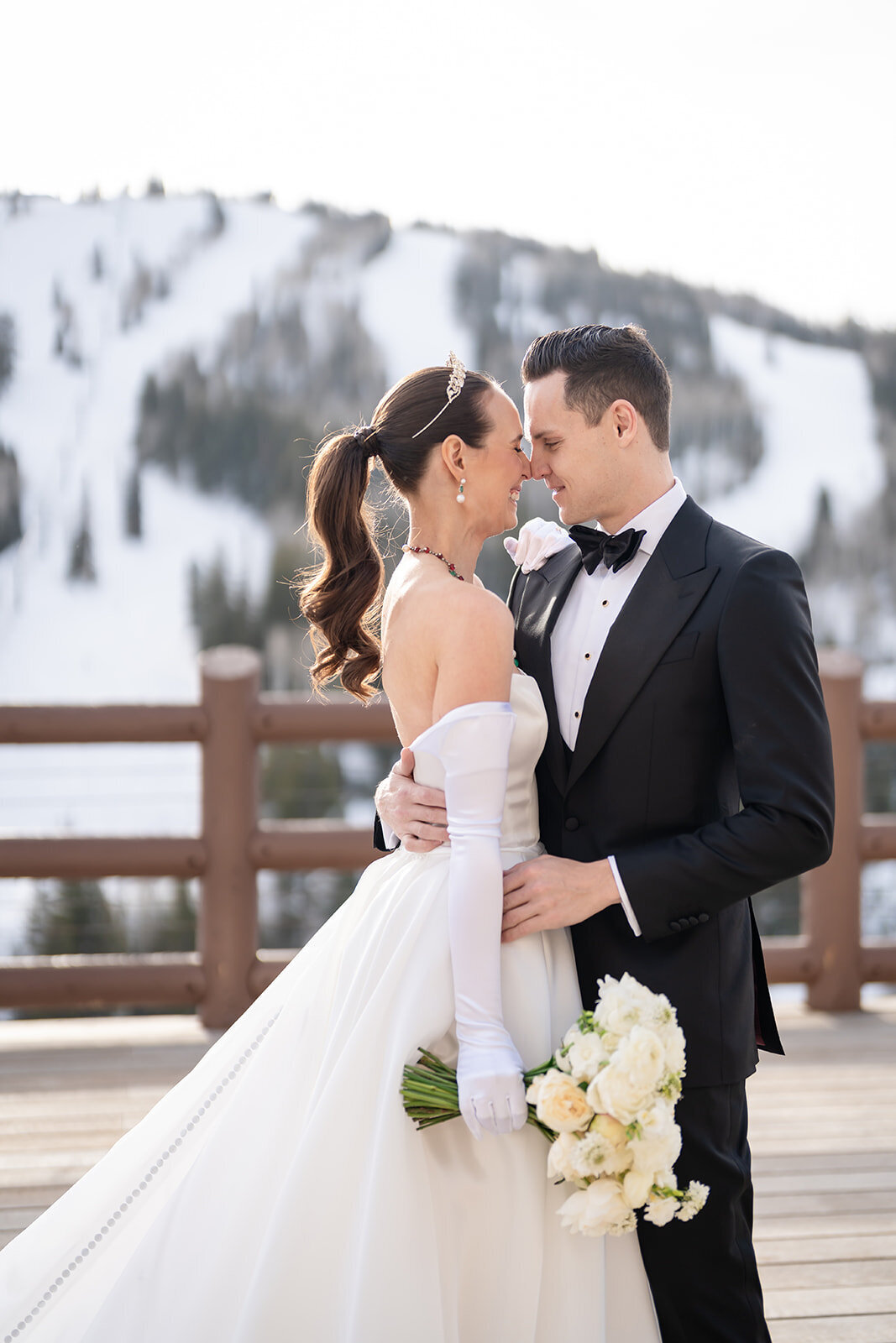 stein-eriksen-lodge-winter-park-city-wedding-pepper-nix-433L-0366