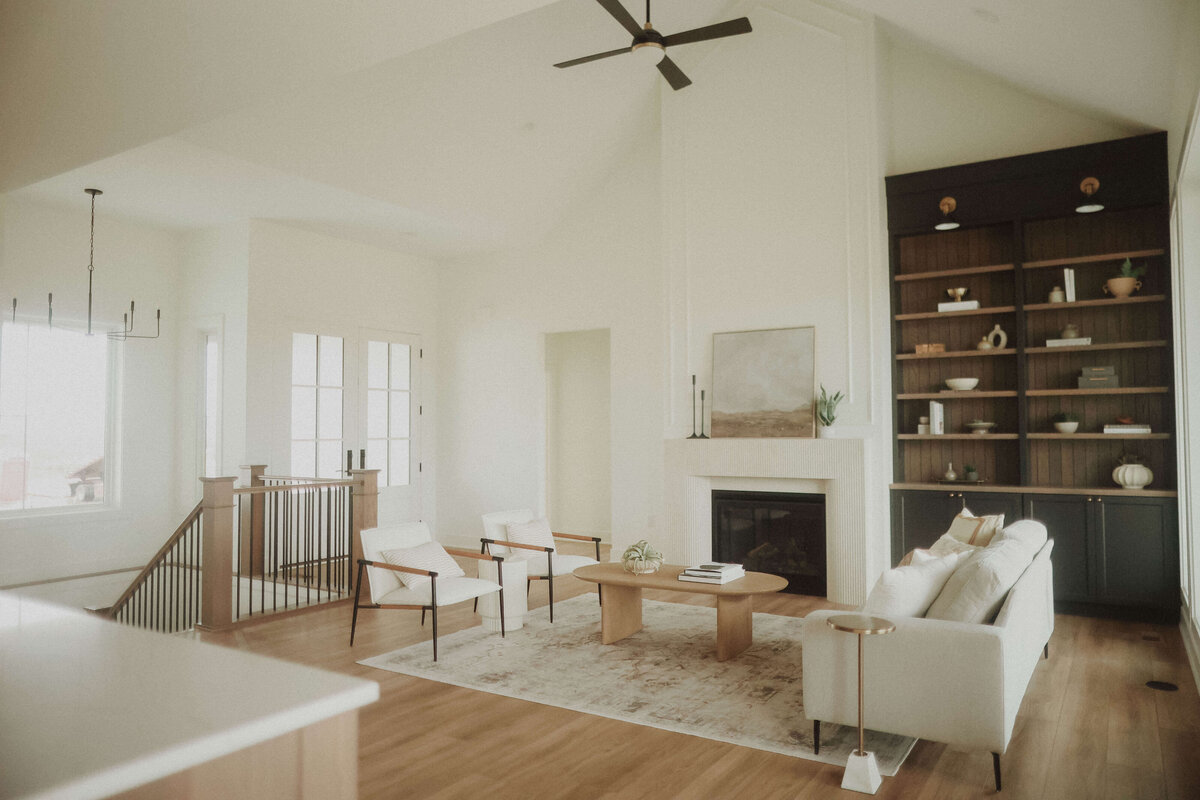 3029-Livingroom-Grimes-Central-Iowa-Custom-Home-JRL-Builders-3F1A4510