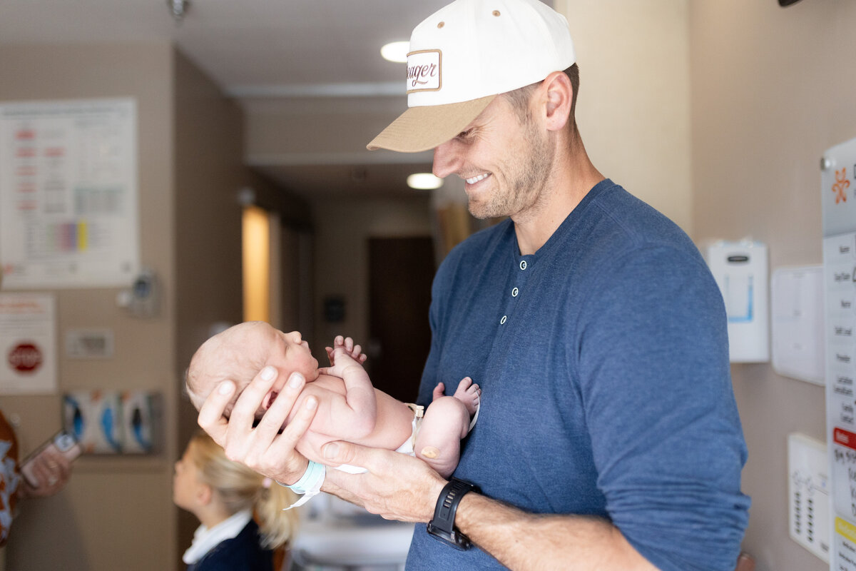French-Hospital-Newborn-Photos014