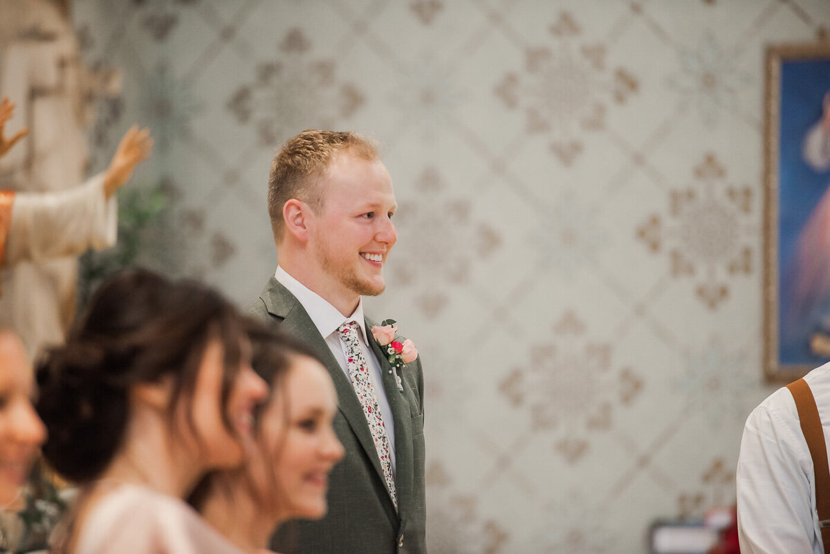 catholic-wedding-spring-south-bend-indiana-st-monicas-catholic-churc-14