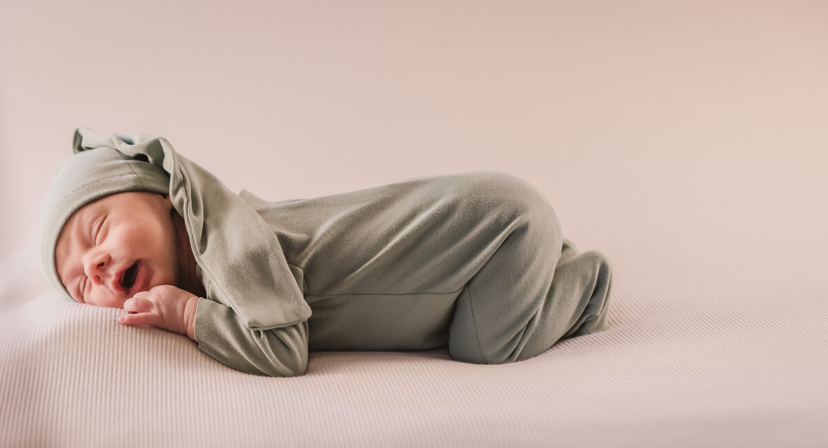 Brett Alan Summers newborn session0017