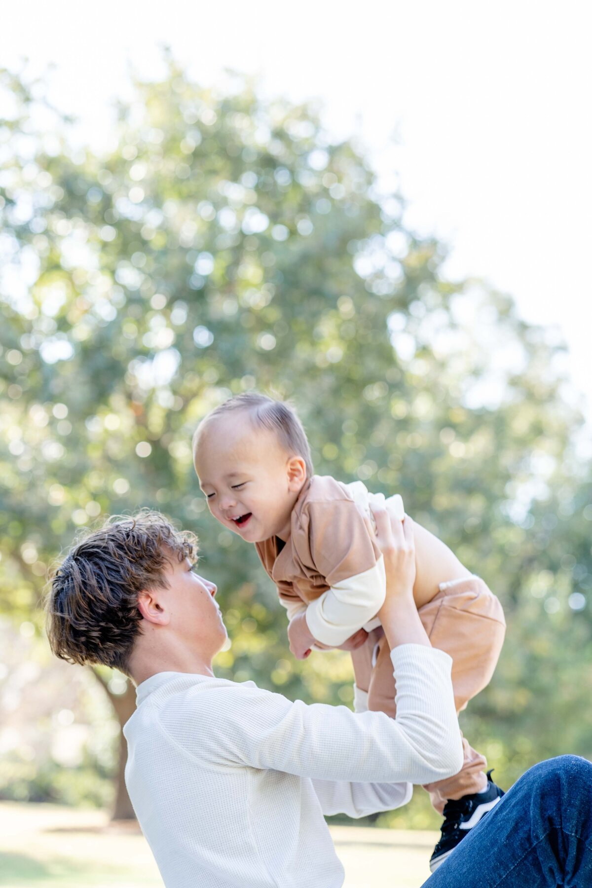 Austin-TX-Fall-Mini-Session-Magnolia-and-Grace-Photography-Co-JessicaL# (1)-14